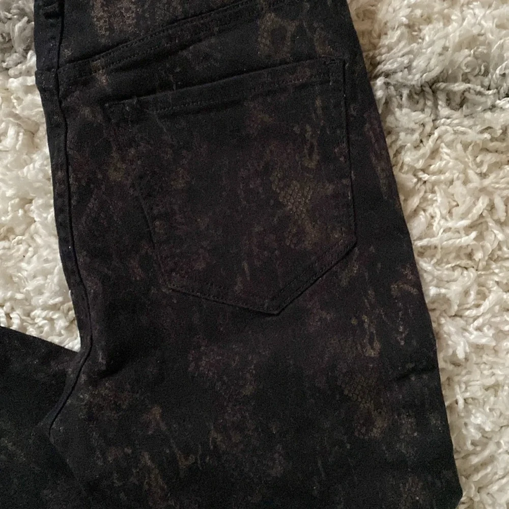 Express Jeans - Picture 2 of 2
